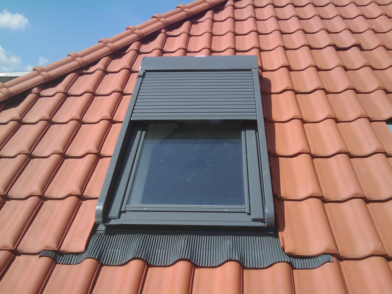 Rolety dachowe, rolety do okien dachowych, zewnętrzne rolety dachowe